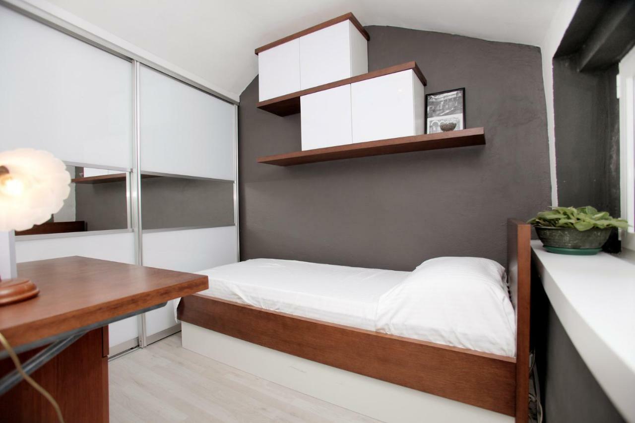 טרוגיר Phaedra Apartment מראה חיצוני תמונה