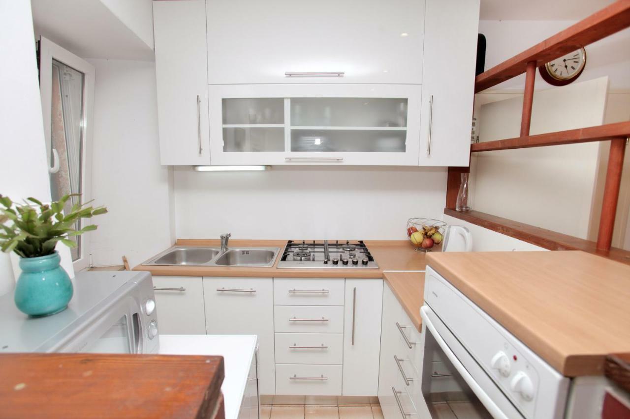 טרוגיר Phaedra Apartment מראה חיצוני תמונה