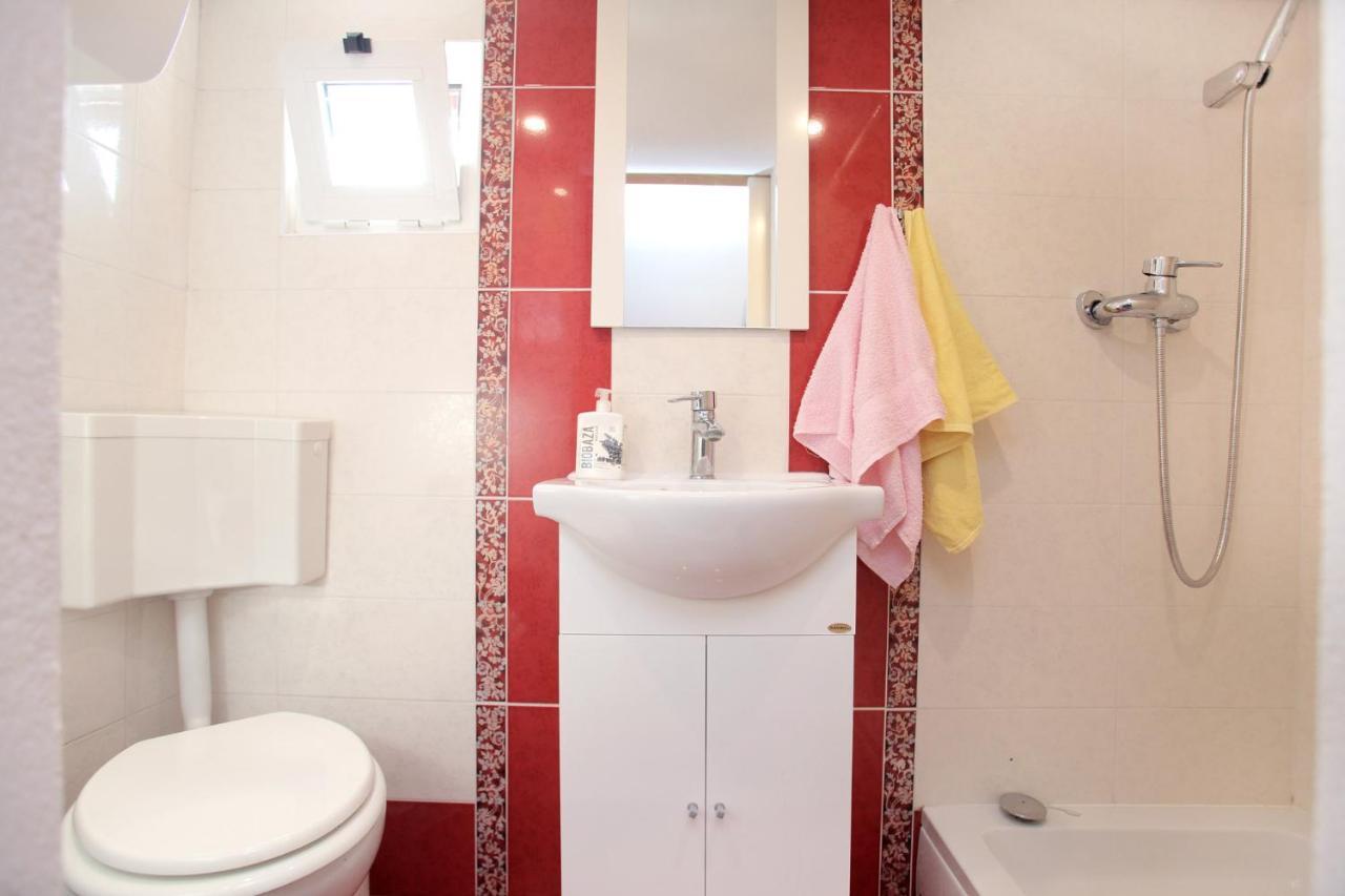 טרוגיר Phaedra Apartment מראה חיצוני תמונה